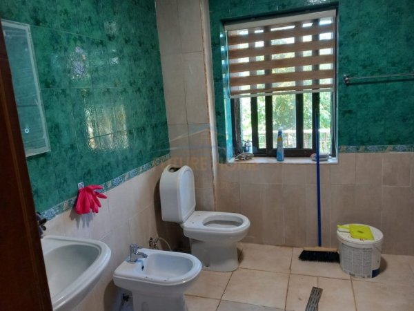 Tirane, shitet apartament 2+1 Kati 2, 72 m² 220.000 € 