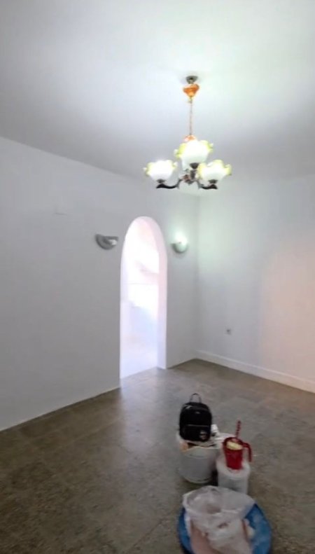 Tirane, shitet garsonier 1+1 Kati 3, 30 m² 65.000 € 