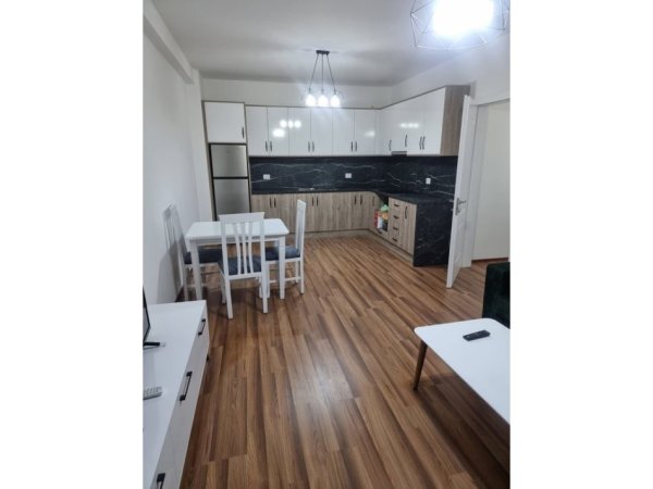 Tirane, shitet apartament 2+1 Kati 7, 72 m² 110.000 € (astir)