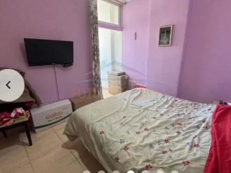 Tirane, jepet me qera apartament 1+1+Ballkon Kati 12, 65 m² 600 € (rruga e kavajes)