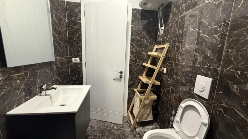 Tirane, jepet me qera apartament 1+1+Ballkon , 66 m² 651 € (Myslym Shyri)