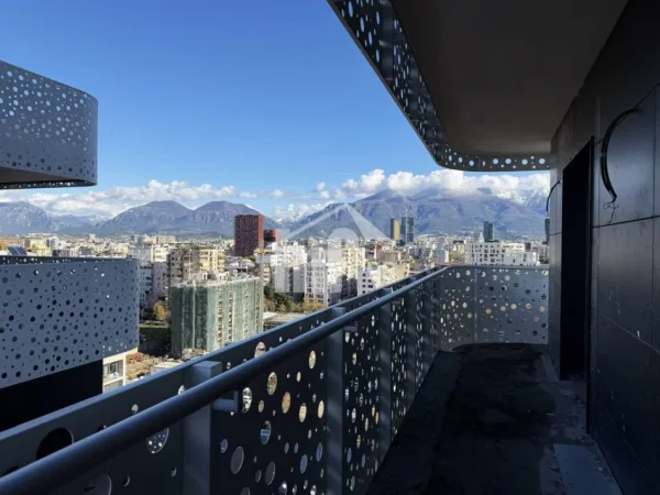 Tirane, shitet apartament 1+1+Ballkon Kati 12, 85 m² 230.000 € (TEK NSHARAKU, PRANE KOMPLEKSIT “DELIJORGJI”)