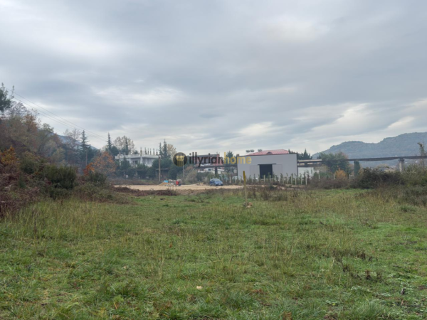 Tirane, shitet toke , 1.575 m² 102.375 € (Ibë e Poshtme, Tiranë)