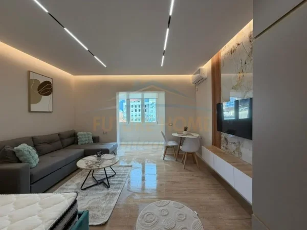 Tirane, shitet garsonier 1+1 Kati 4, 34 m² 108.000 € (Rruga Barrikadave)