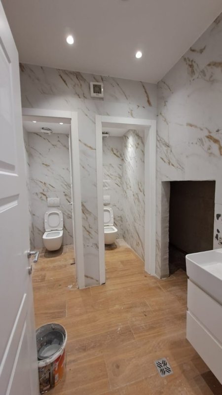 Tirane, jepet me qera ambjent biznesi Kati 0, 151 m² 1.501 € (Astir)