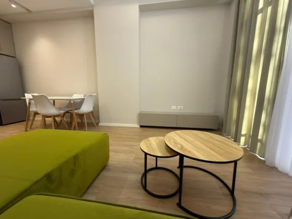 Tirane, jepet me qera apartament 1+1 Kati 2, 60 m² 500 € 