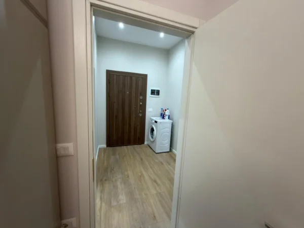 Tirane, jepet me qera apartament 1+1 Kati 2, 60 m² 500 € 