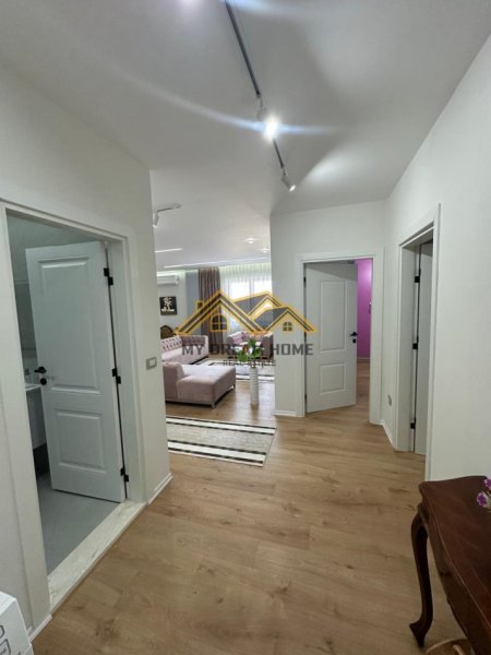 Durres, shitet apartament 3+1 Kati 7, 148 m² 200.000 € (MARKATA)