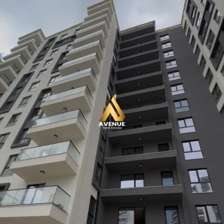 Tirane, shitet apartament 1+1+Ballkon Kati 9, 79 m² 128.000 € (garden turdiu)