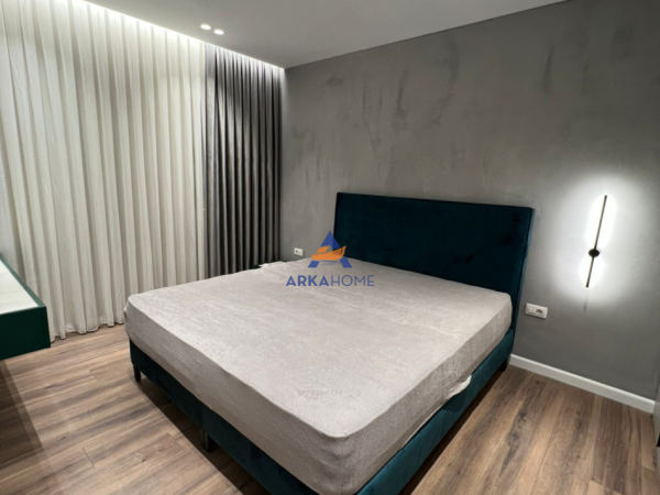 Tirane, jepet me qera apartament 2+1+Ballkon Kati 7, 84 m² 700 € 