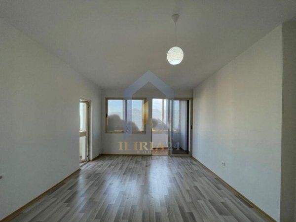 Tirane, shes apartament 2+1+Ballkon Kati 6, 109 m² 132.000 € (Yzberisht BESIM ALLA)