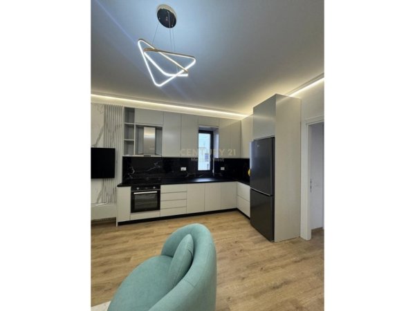 Tirane, shitet 1+1 Kati 11, 69 m² 160.000 € (Farmacia 10)