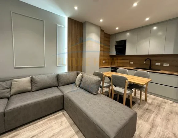 Qera, Apartament 1+1+Post Parkimi, Shkolla e Kuqe, Tirane.