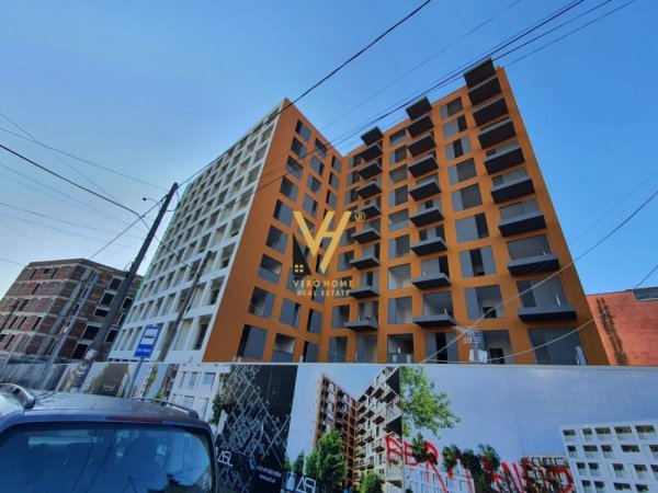 Tirane, shitet garazh | post parkimi Kati -2, 144 m² 160.000 € (OXHAKU)