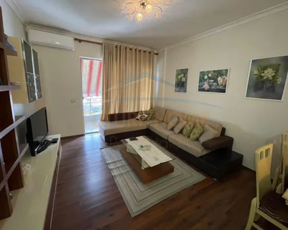 Qera, Apartament 2+1, Yzberisht.