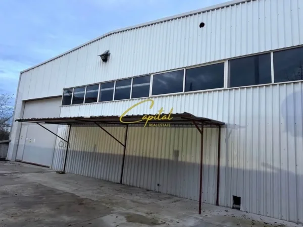 Tirane, jepet me qera magazine Kati 0, 600 m² 2.300 € (KAMEZ)