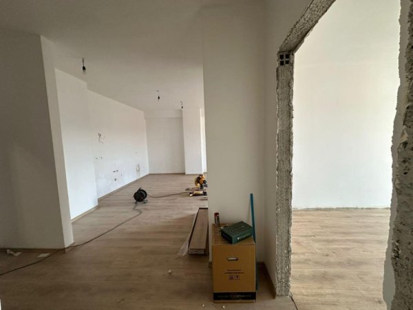 Tirane, shitet apartament 2+1 Kati 2, 117 m² 193.050 € (KOMPLEKSI AURA)