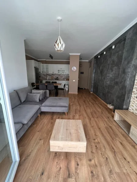 APARTAMENT 2+1+2 ME QIRA   850 € (KOPSHTI BOTANIK)