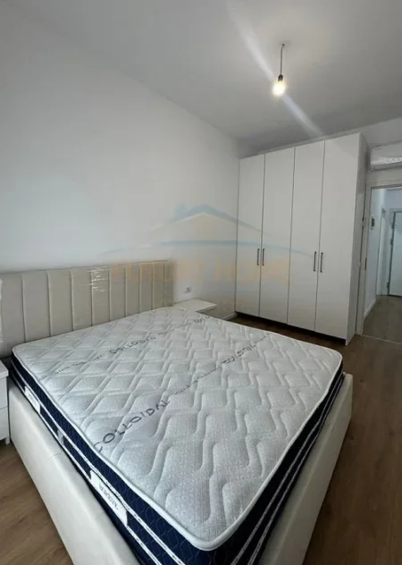 Tirane, jepet me qera apartament 1+1+Ballkon Kati 2, 63 m² 450 € (Ali Demi)
