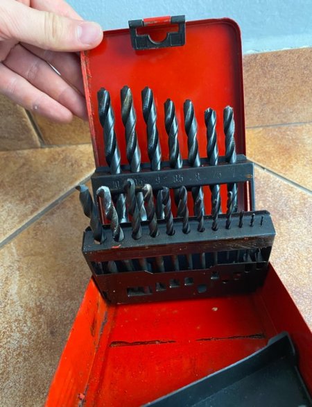 Tirane, shes Set punto 20 mij lek e gjitha 20 €