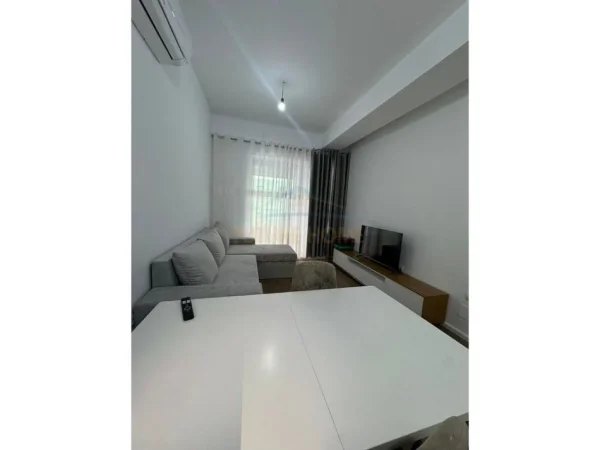 Tirane, jepet me qera apartament 1+1 Kati 2, 63 m² 450 € (Rezidencën Kaimi)