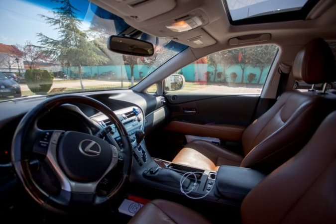 Tirane, shes SUV Lexus RX 450h Luxury, Hibrid (Benzin+Elektro) Klima 185 km, 16.000 €