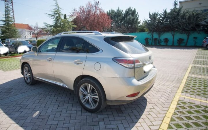 Tirane, shes SUV Lexus RX 450h Luxury, Hibrid (Benzin+Elektro) Klima 185 km, 16.000 €