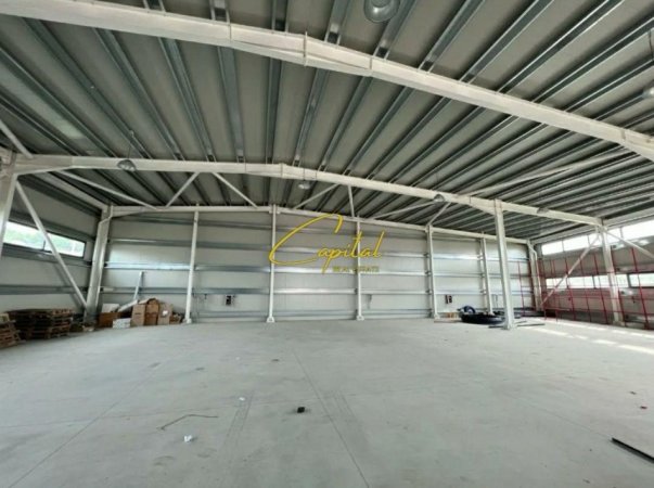 Tirane, jepet me qera magazine Kati 0, 2.000 m² 4.500 € (KASHAR)