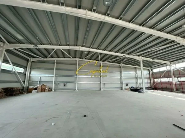 Tirane, jepet me qera magazine Kati 0, 2.000 m² 4.500 € (KASHAR)