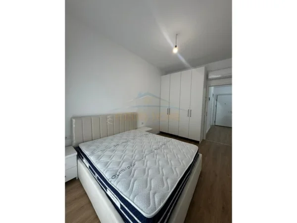 Tirane, jepet me qera apartament 1+1 Kati 2, 63 m² 450 € 