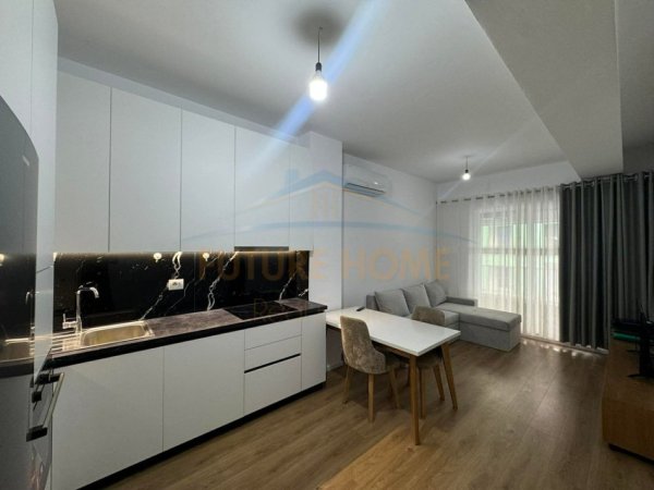 Tirane, jepet me qera apartament 1+1 Kati 2, 63 m² 450 € 