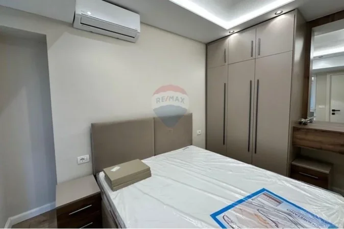Tirane, shitet apartament 1+1 Kati 3, 48 m² 128.000 € (Rruga Muhamet Gjollesha, 21 Dhjetori, Tiranë)