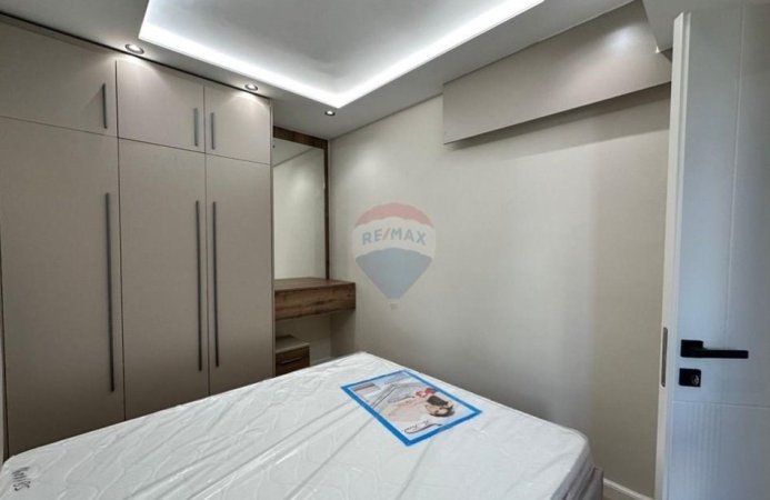 Tirane, shitet apartament 1+1 Kati 3, 48 m² 128.000 € (Rruga Muhamet Gjollesha, 21 Dhjetori, Tiranë)