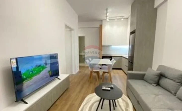 Tirane, shitet apartament 1+1 Kati 3, 55 m² 89.000 € (Rruga Bamir Topi, Tiranë)