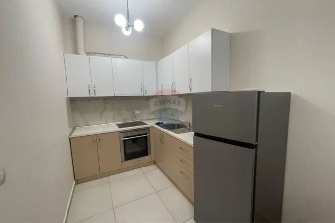 Tirane, shitet apartament 1+1 Kati 0, 85 m² 95.000 € (Qesarak, Tiranë)
