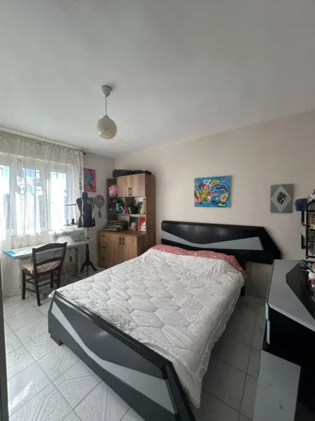 Tirane, shitet 2+1 , 78 m² 130.000 € (Tregu Elektrik)