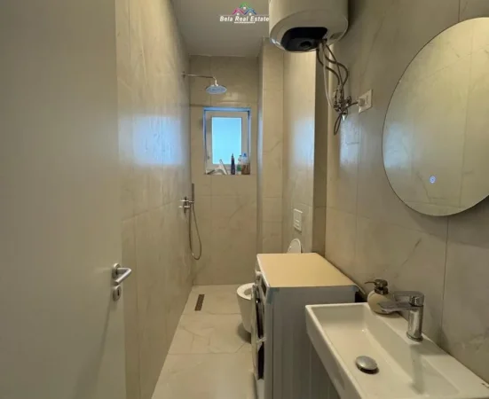 Tirane, jepet me qera apartament 1+1 Kati 2, 55 m² 470 € (Rruga Dalip Topi)