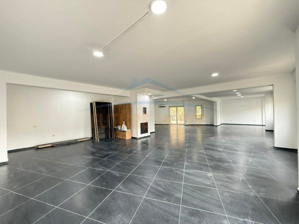 Tirane, shitet zyre Kati 1, 243 m² 465.000 € (DON BOSKO)