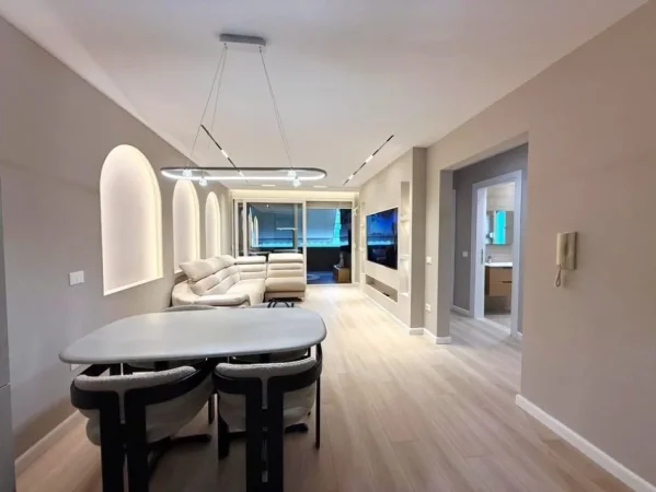 Tirane, shitet apartament 2+1 , 112 m² 320.000 € 