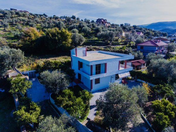 Vlore, shitet Vile 2 Katshe Kati 2, 350 m² 1.200.000 €