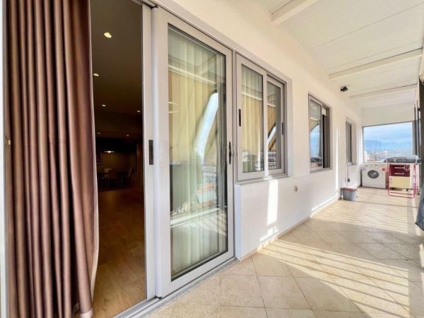 Tirane, shitet apartament 2+1 Kati 9, 90 m² 195.000 € (KOMUNA PARISIT)