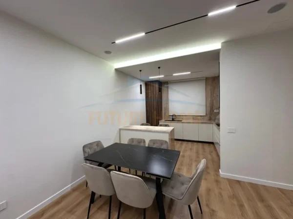 Qera, Apartament 2+1+ Post Parkimi, Green Valley, Tiranë.