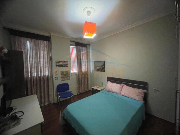 Tirane, shitet apartament 2+1+Aneks+Ballkon Kati 4, 105 m² (yzberisht)
