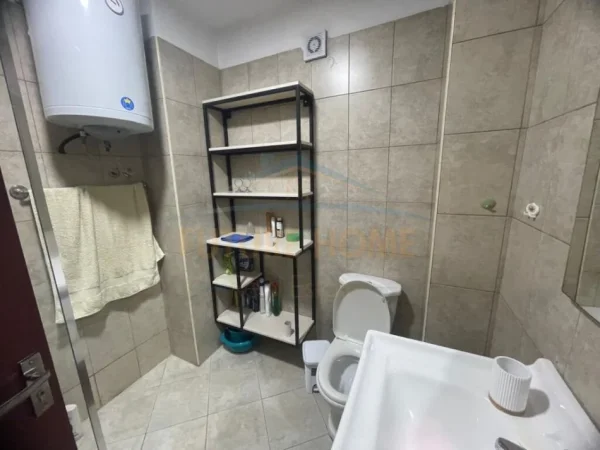 Tirane, shitet apartament 2+1+Aneks+Ballkon Kati 4, 105 m² (yzberisht)