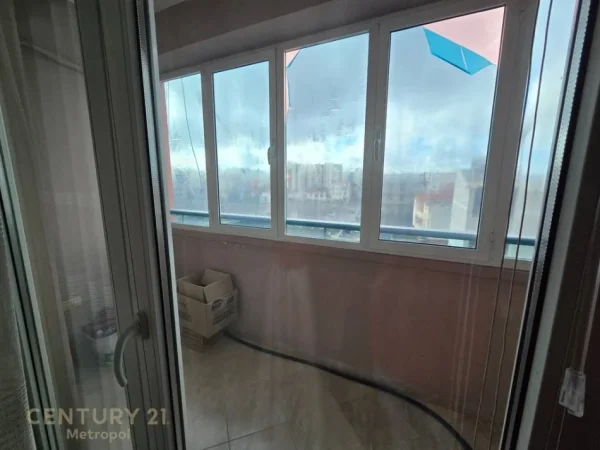 Tirane, jepet me qera apartament 2+1+Ballkon Kati 3, 106 m² 600 € (jordan misja)