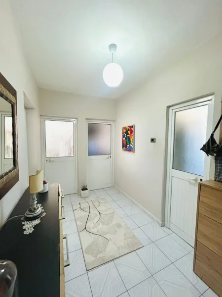 Tirane, shitet apartament 2+1 , 79 m² 13.000.009 Lek (Tregu Elektrik)