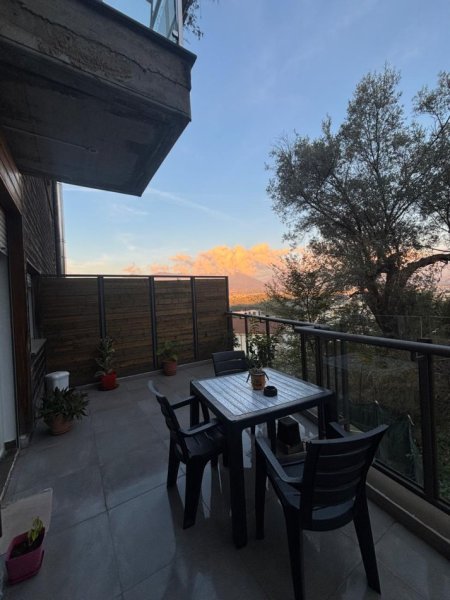 Tirane, jepet me qera 1+1+Ballkon Kati 3, 85 m² 600 € (Kopshti Botanik)