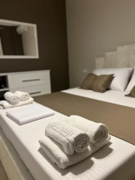 Tirane, shitet apartament 1+1+Ballkon Kati 2, 70 m² 158.000 € (Rruga "Peti")