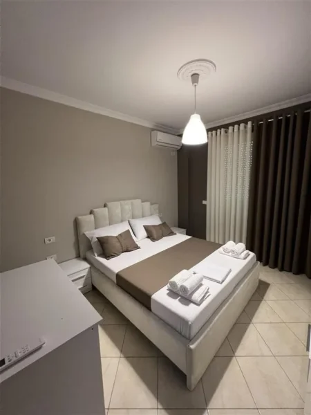 Tirane, shitet apartament 1+1+Ballkon Kati 2, 70 m² 158.000 € (Rruga "Peti")