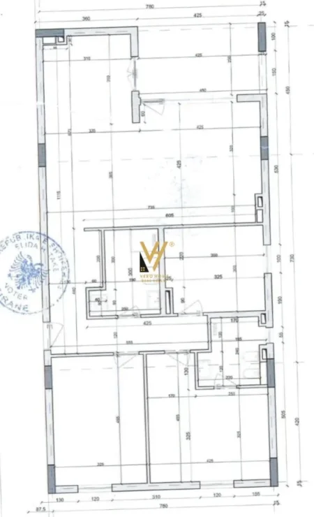 Tirane, shitet apartament 3+1+Ballkon Kati 3, 143 m² 470.000 € (LIQENI I THATE)